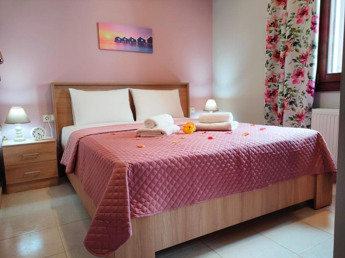 Philoxenia Guest House Makrirrakhi ภายนอก รูปภาพ