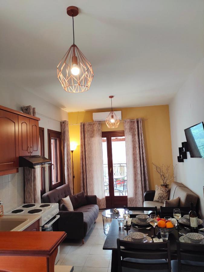 Philoxenia Guest House Makrirrakhi ภายนอก รูปภาพ