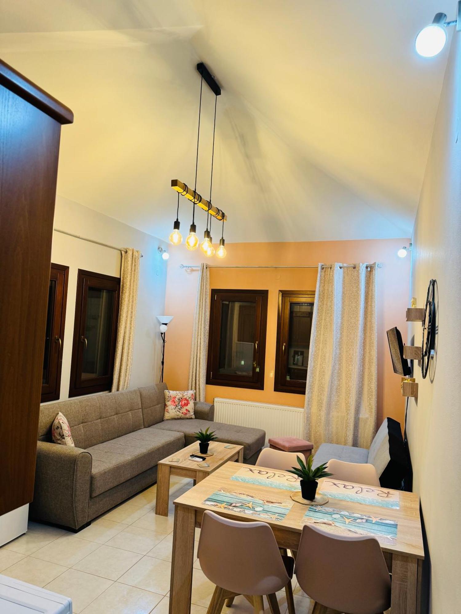 Philoxenia Guest House Makrirrakhi ภายนอก รูปภาพ