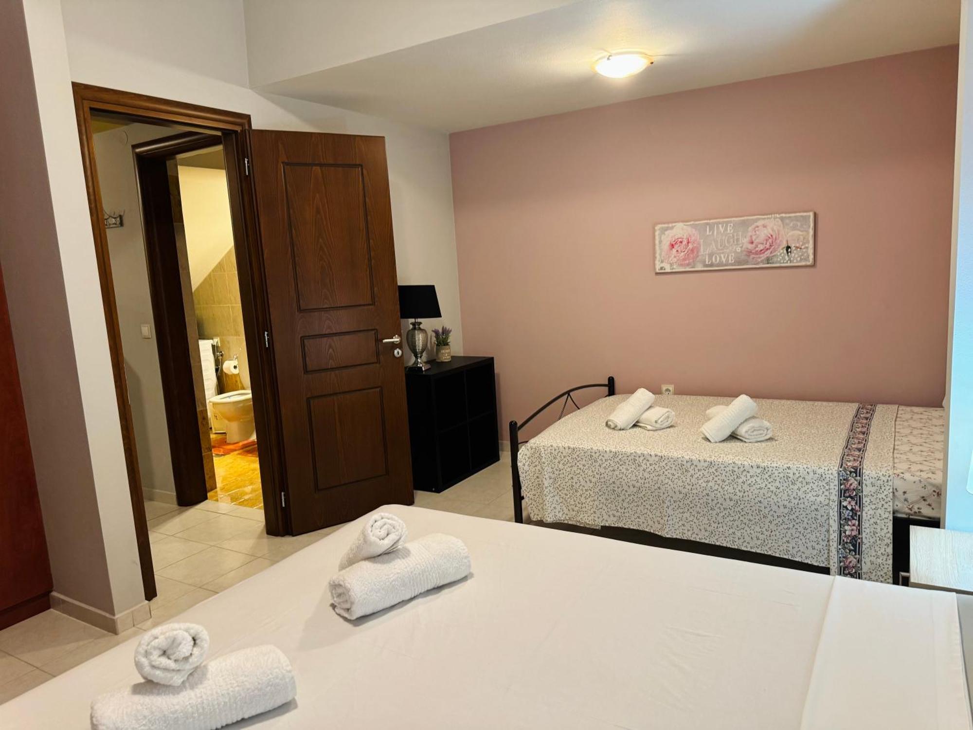 Philoxenia Guest House Makrirrakhi ภายนอก รูปภาพ